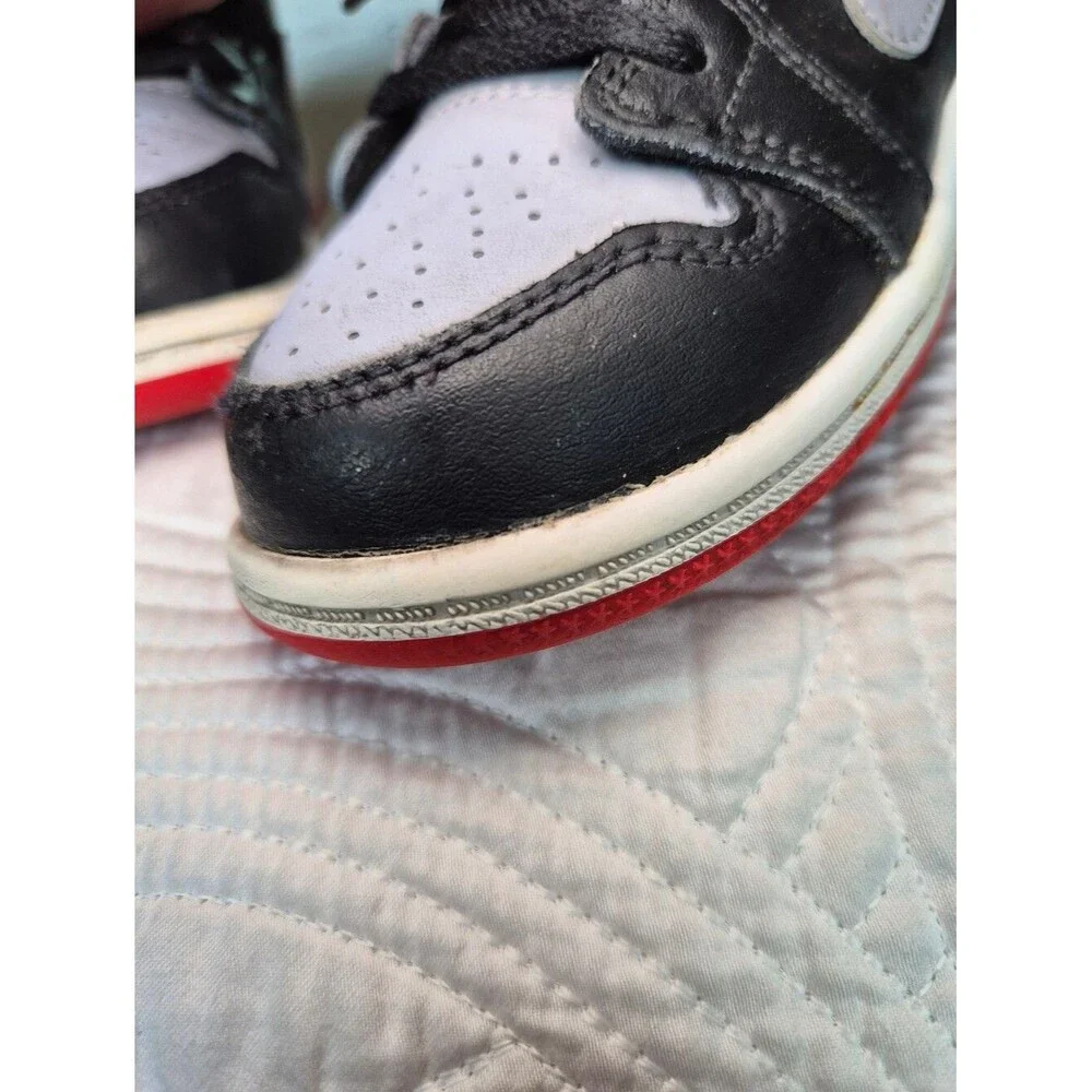 VGUC Nike Air Jordan 1 Mid TD Bred Shadow Grey Black Littlen Kids 8